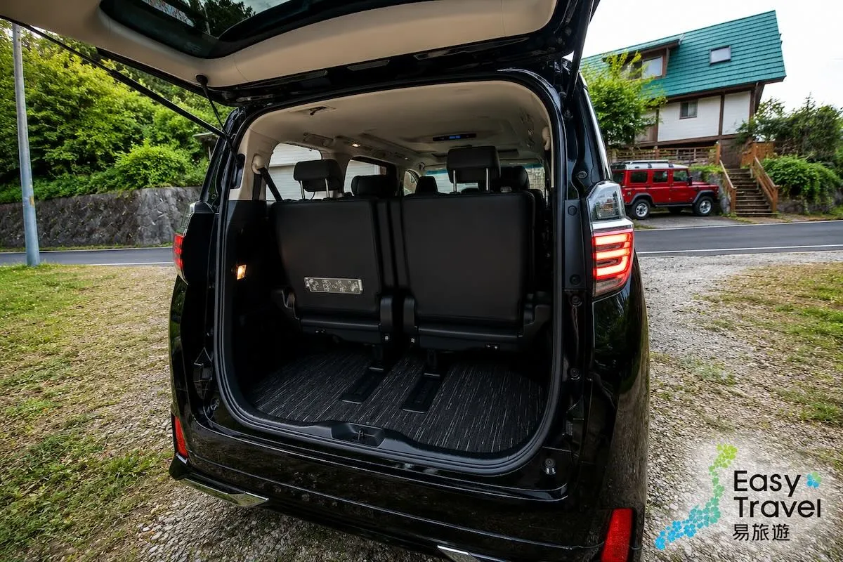 Private Daily Car Hire in Okinawa using Okinawa Toyota Alphard 5
