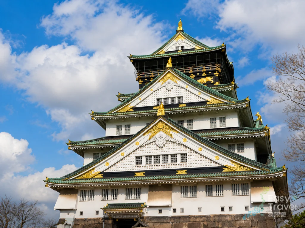 Osaka Castle Building